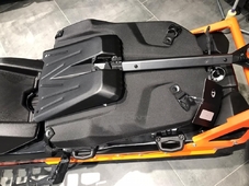 BRP       LinQ  SKI DOO ()